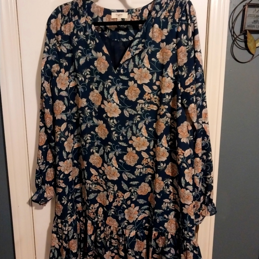 Very pretty blue lined dress